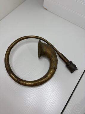 Vintage Brass French Horn Christmas Design Wall Hanging Squeeze Bulb Horn Car